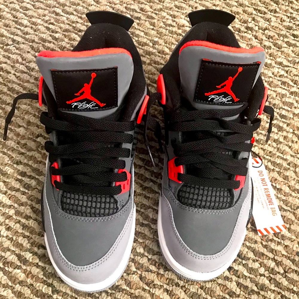 NIB Nike Flight Air Jordan 4 Retro Youth 4.5 Dk Grey Infrared Black